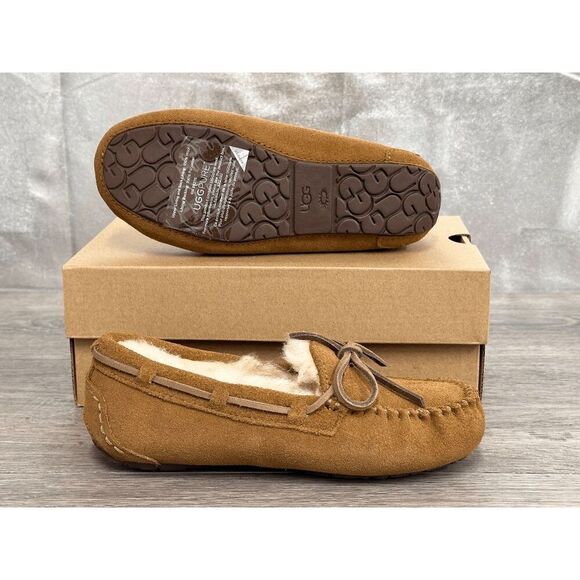 UGG Kids' Dakota Slippers - Chestnut 13M Little Kids - Picture 5 of 8